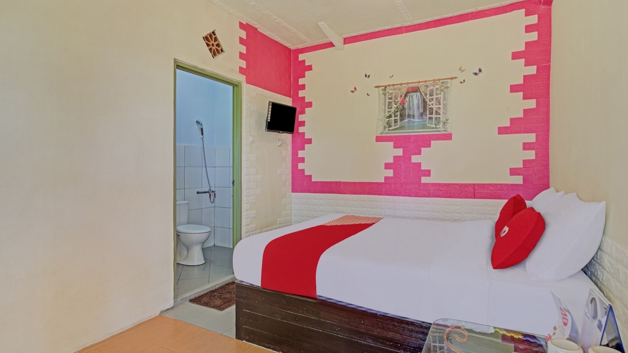 Photo of Bedroom in Mojokerto