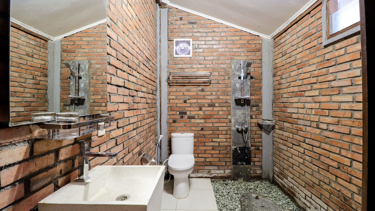 Photo of Bathroom in Banjarasri