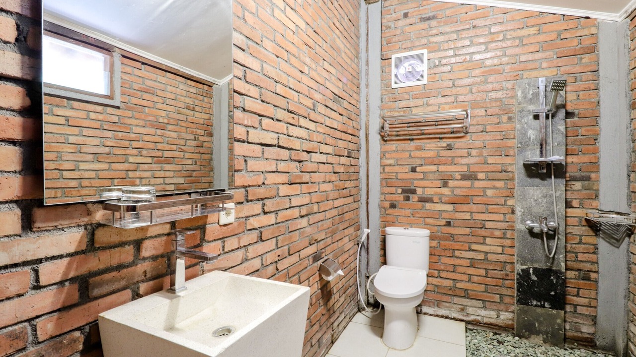 Photo of Bathroom in Banjarasri