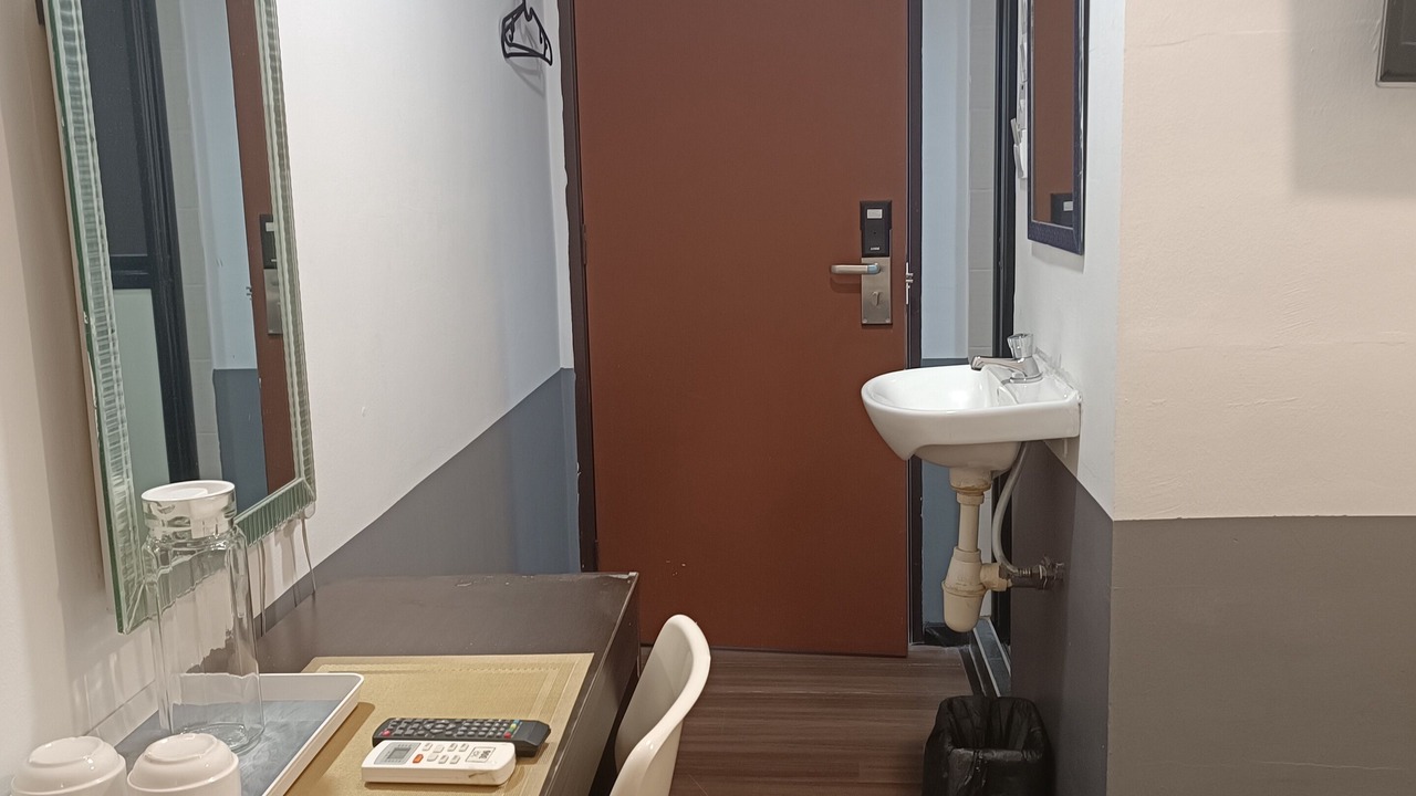 Photo of Bedroom in Downtown George Town