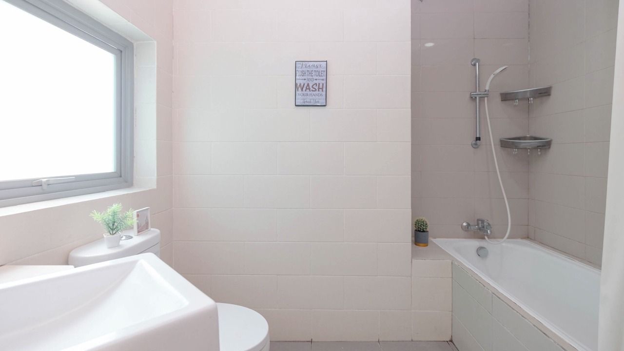 Photo of Bathroom in Ragunan