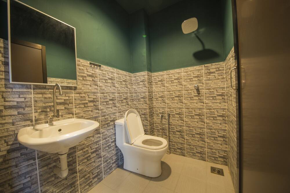 Photo of Bathroom in Pegawai