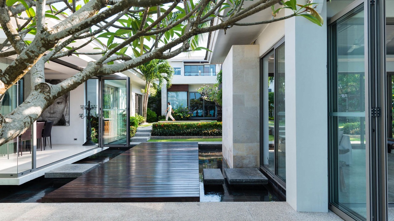 Photo of Outdoor in Lipa Noi