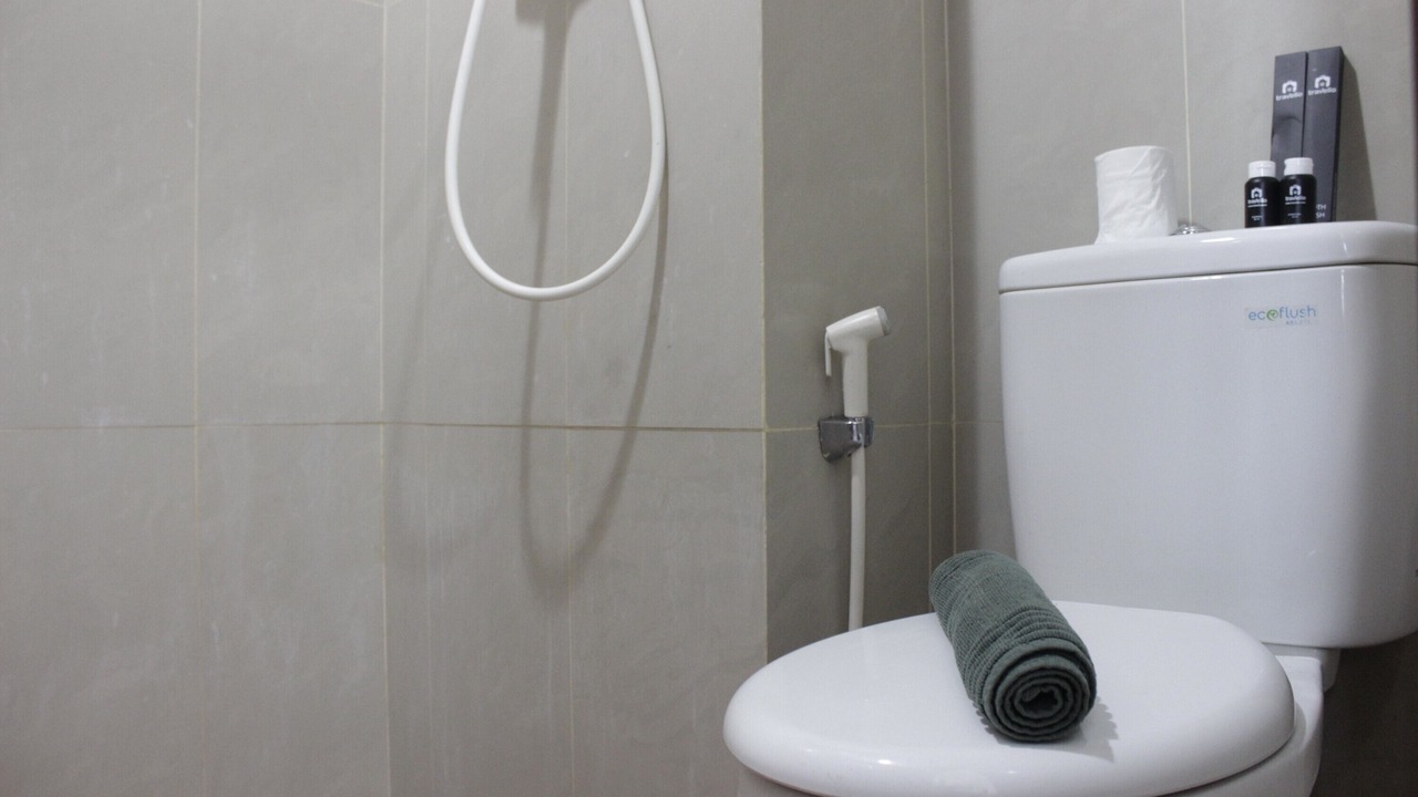 Photo of Bathroom in Hegarmanah