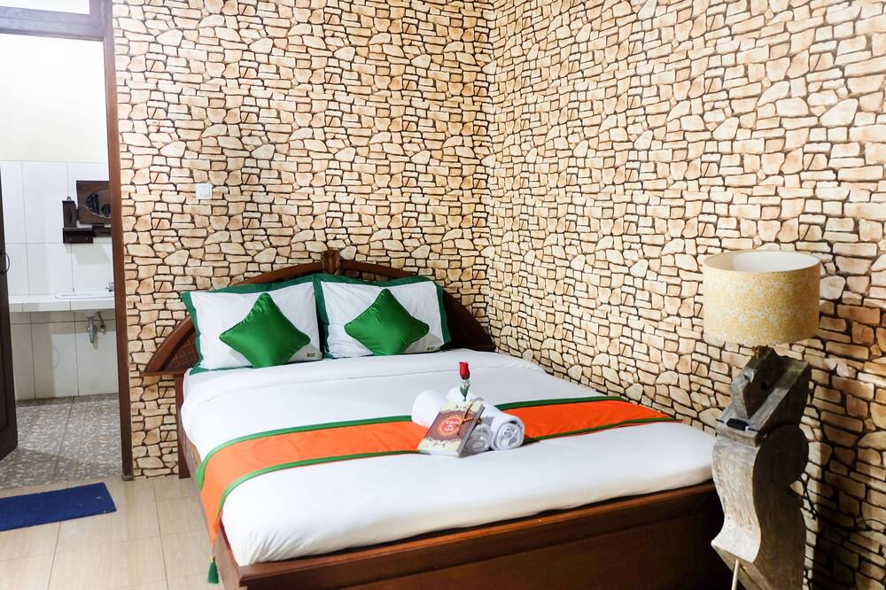 Photo of Bedroom in Ambarawa