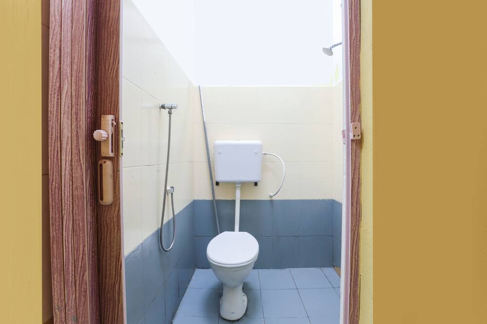 Photo of Bathroom in Kampung Bukit Bunga