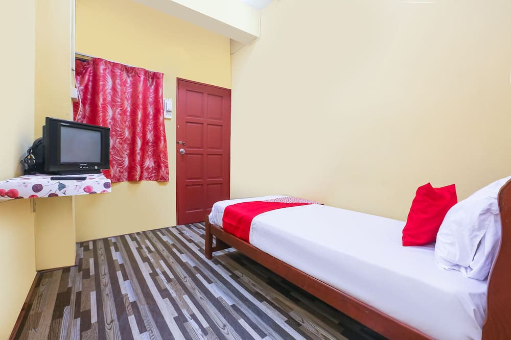 Photo of Bedroom in Kampung Bukit Bunga