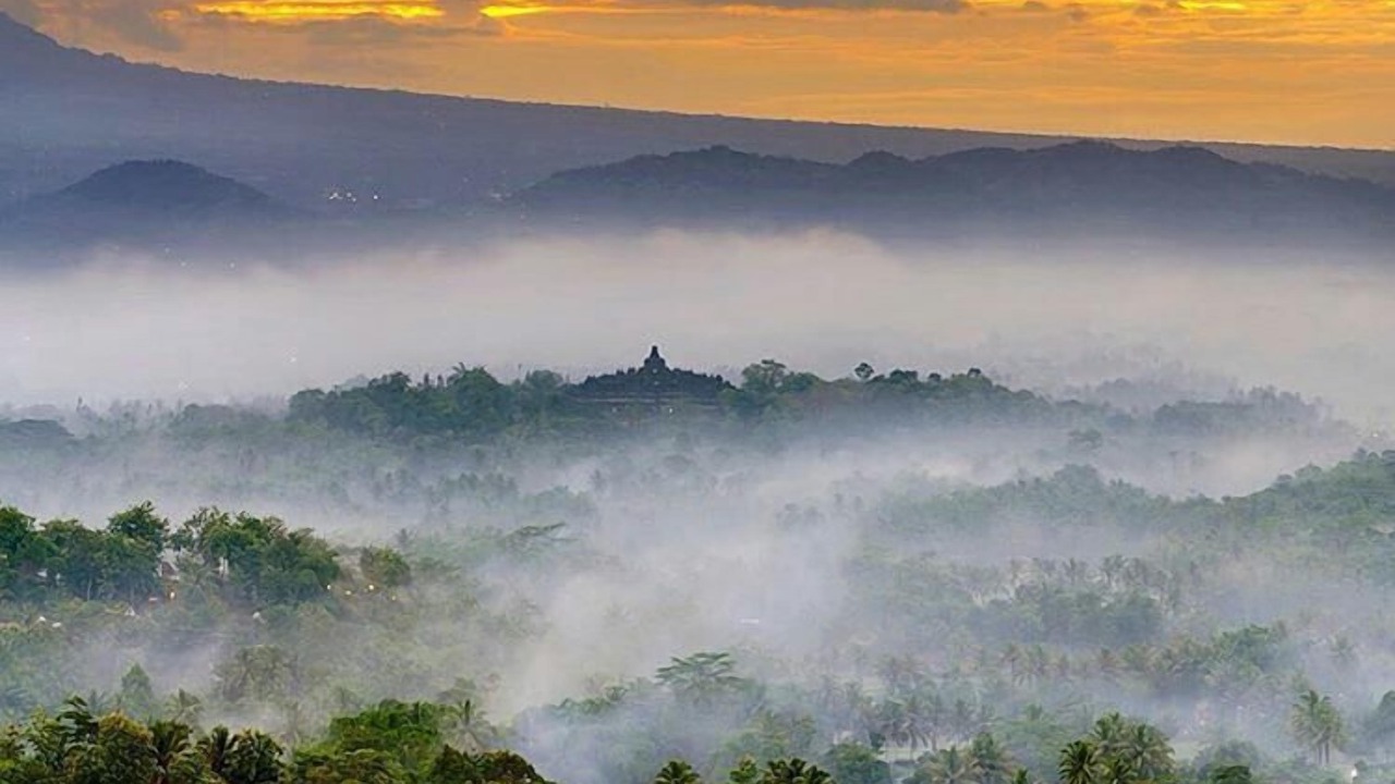 Photo of Others in Borobudur