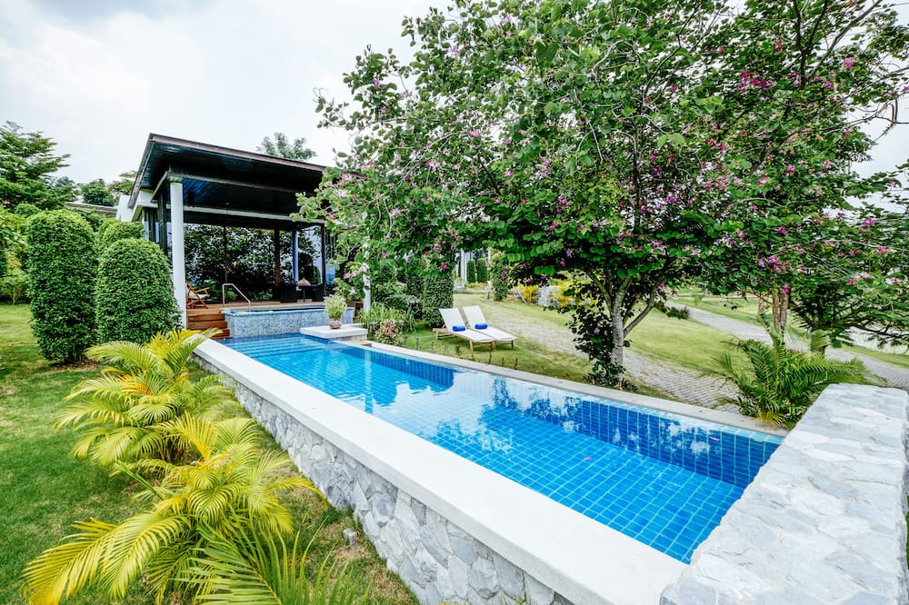 Photo of Bedroom in Hin Son