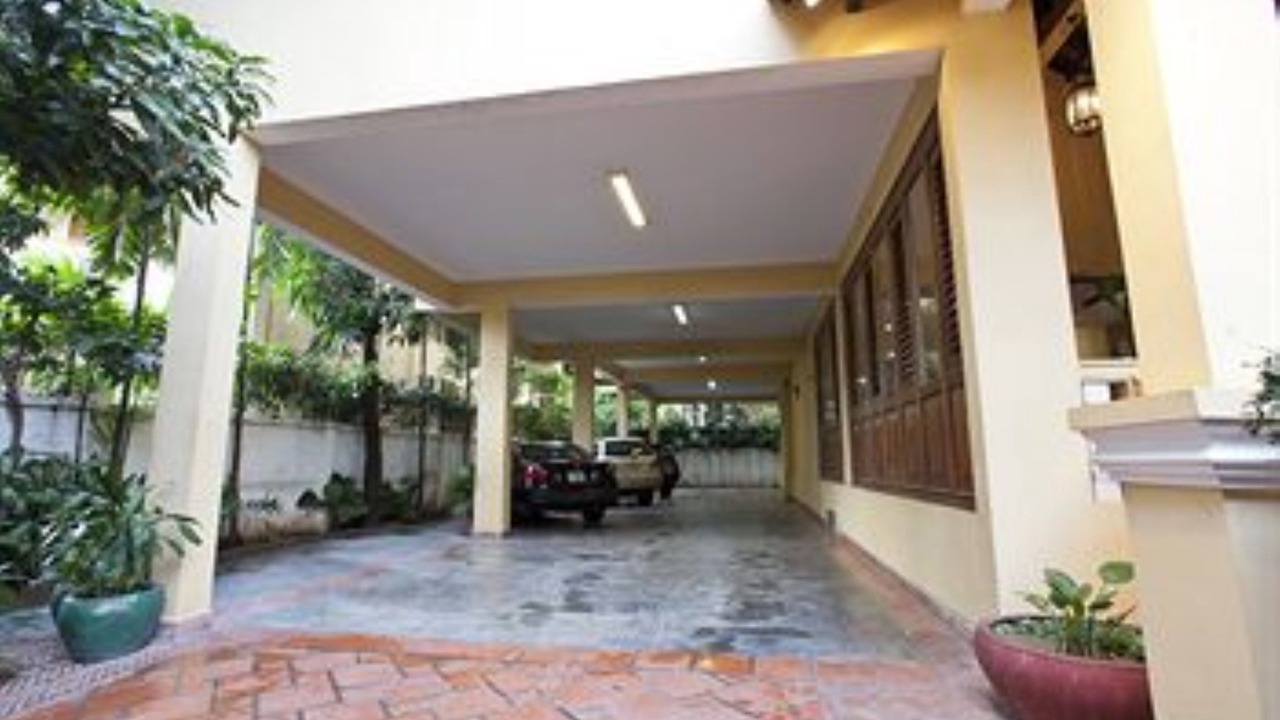 Photo of Others in Tuol Kouk