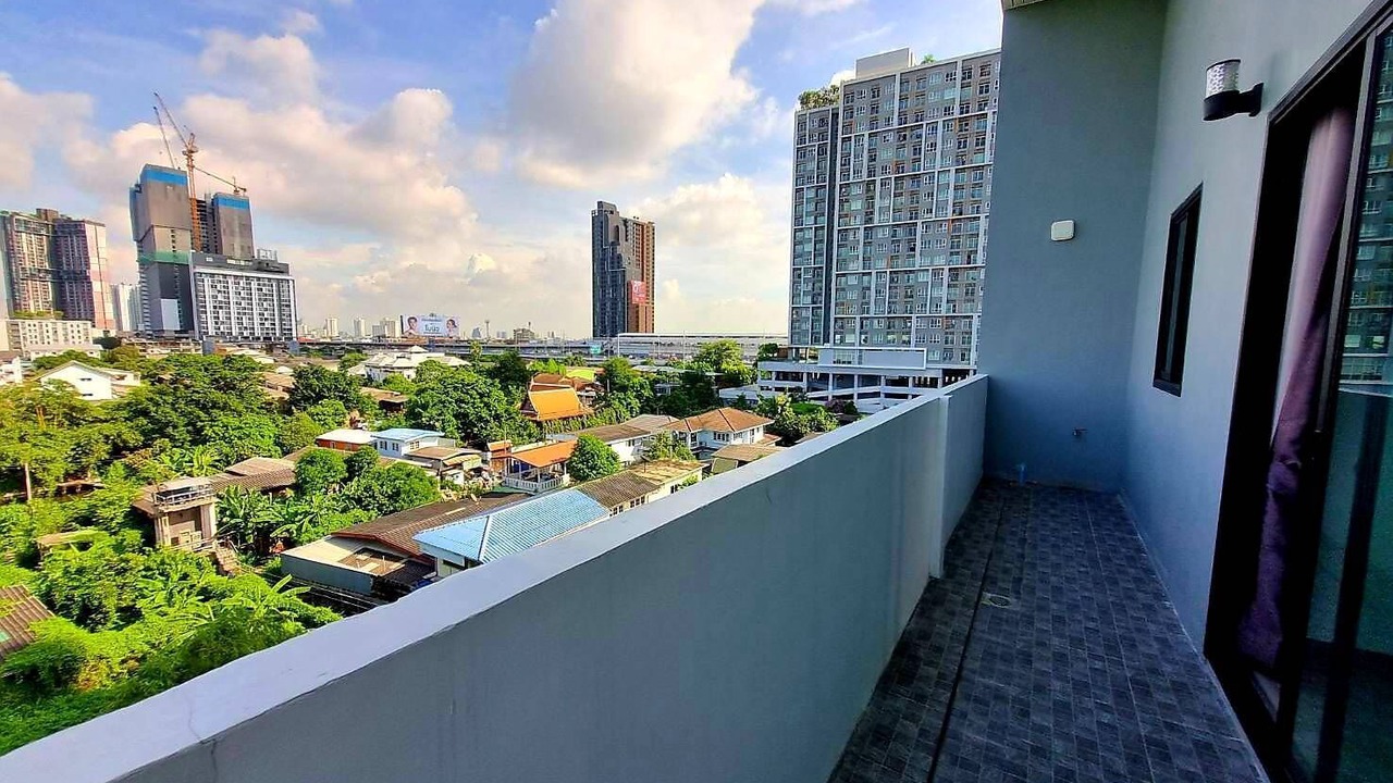 Photo of Patio Balcony in Bang Kho