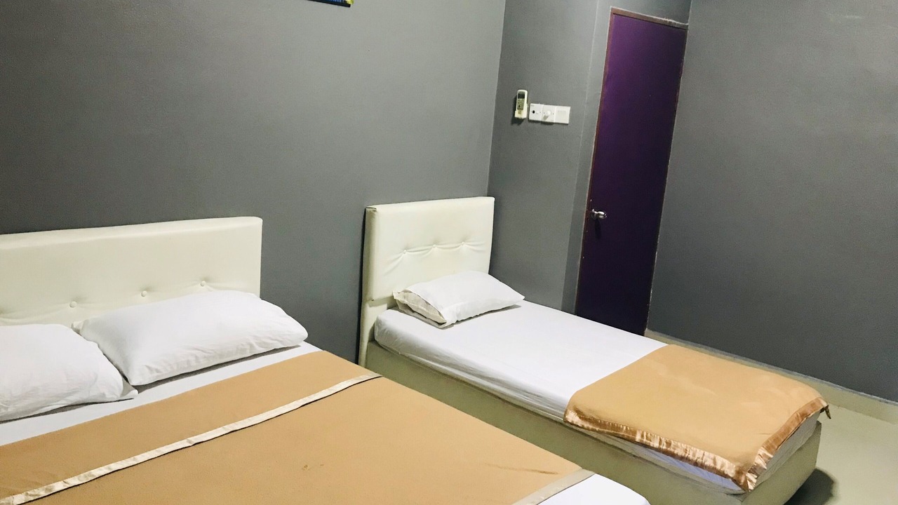 Photo of Bedroom in Kampung Sungai Nibong