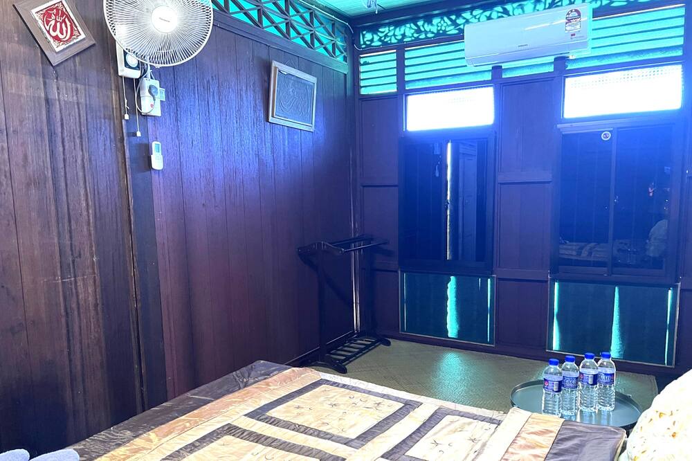 Photo of Bedroom in Penaga