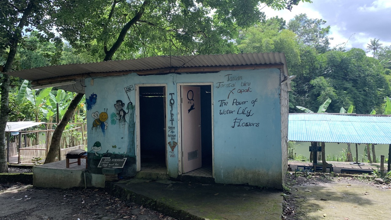 Photo of Bathroom in Srimulyo