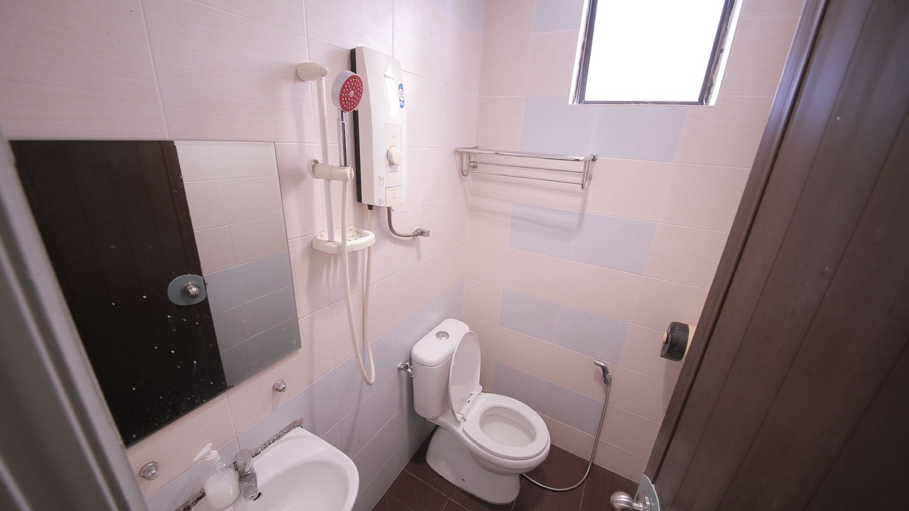 Photo of Bathroom in Sekudai