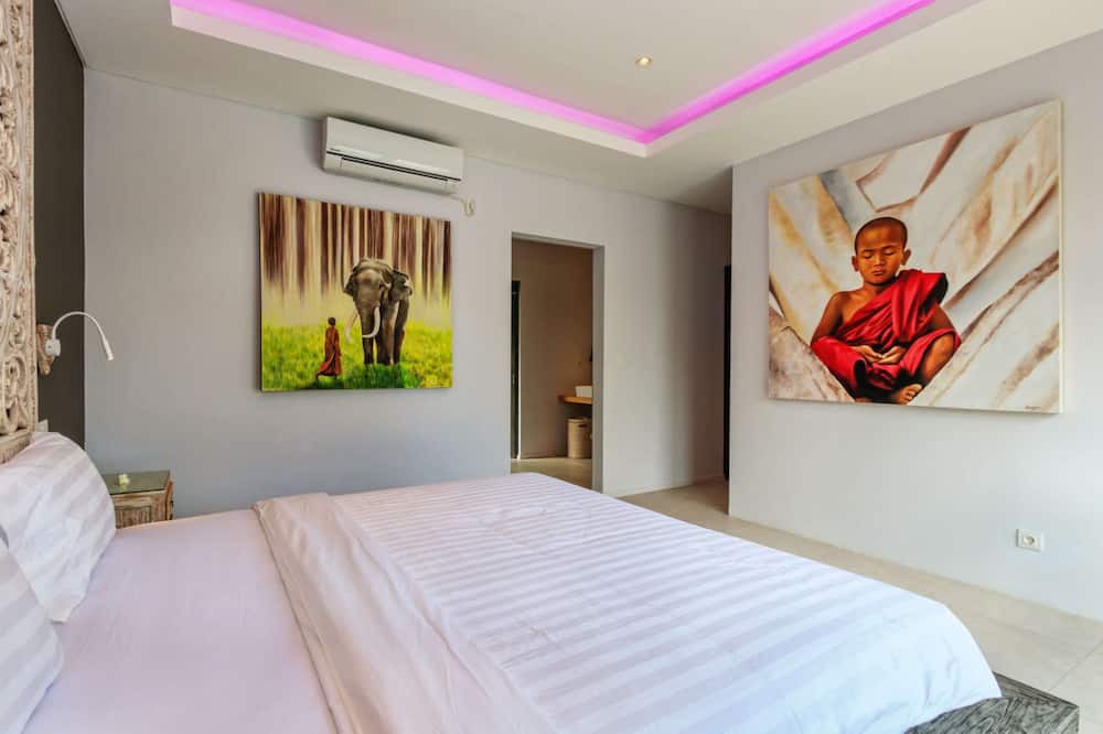 Photo of Bedroom in Sunset Road