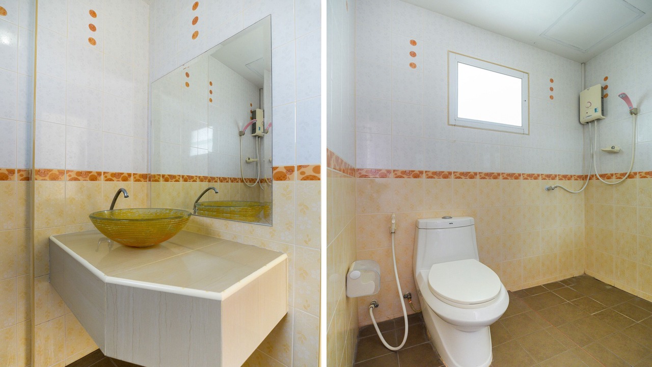 Photo of Bathroom in Nakhon Chai Si