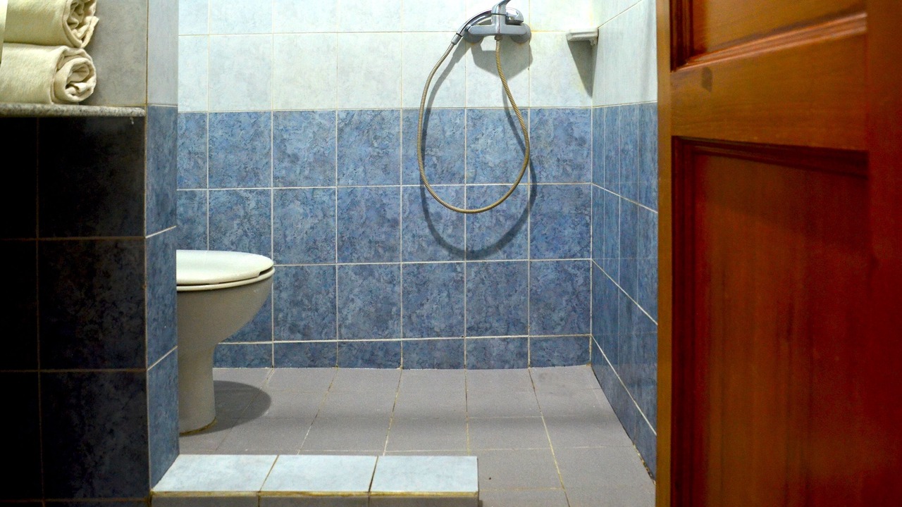 Photo of Bathroom in Pangandaran