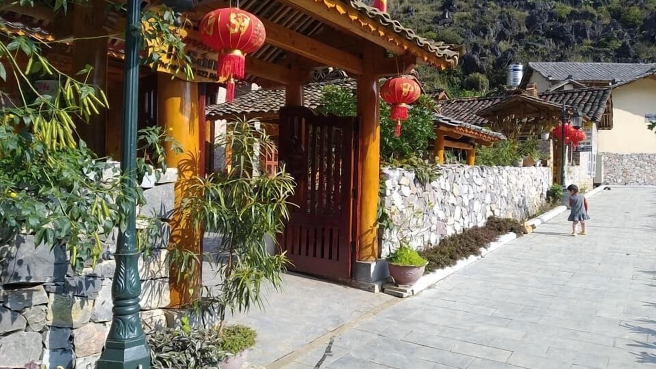 Photo of Outdoor in Meo Vac