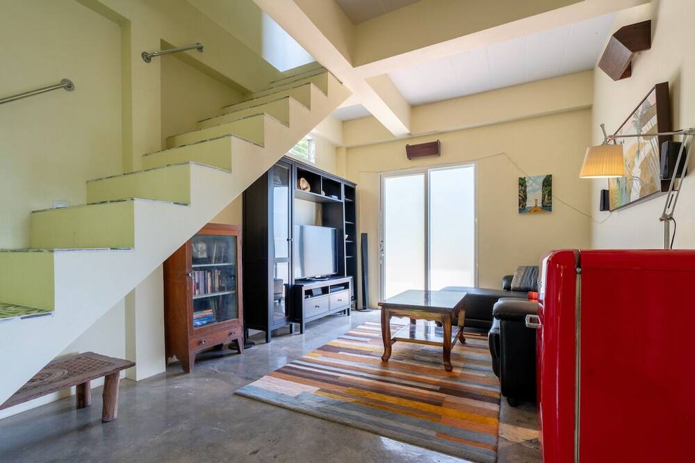 Photo of Livingroom in Nuea Khlong