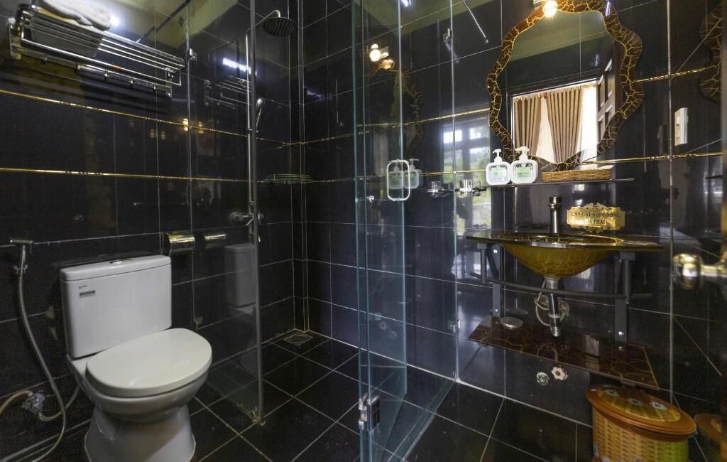 Photo of Bathroom in Da Lat