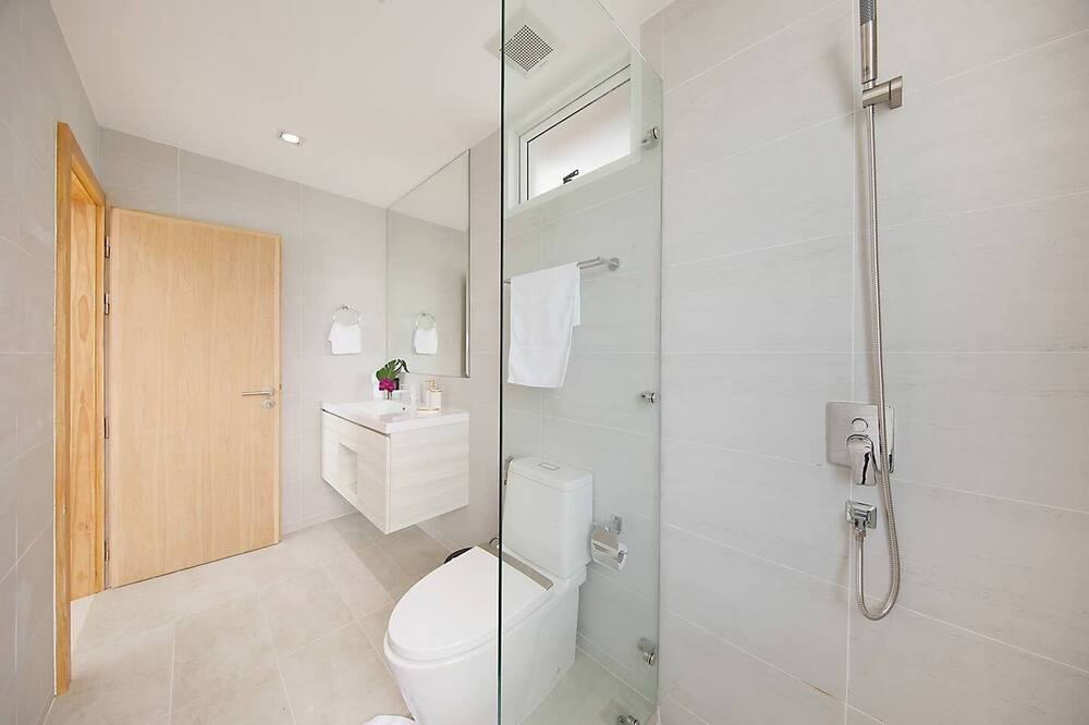 Photo of Bathroom in Chaweng City Center
