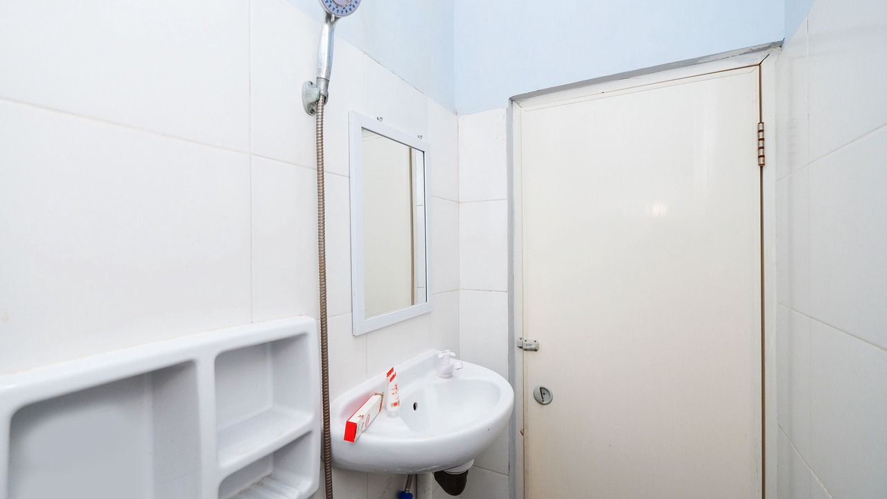 Photo of Bathroom in Surakarta