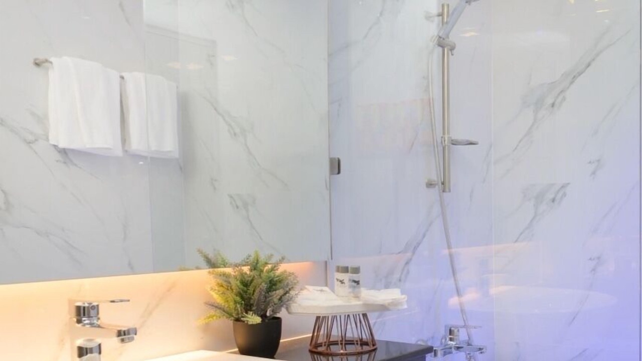 Photo of Bathroom in Wat Ket