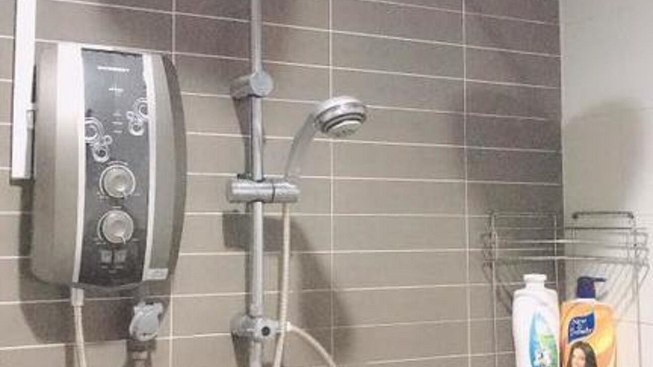 Photo of Bathroom in Taman Mount Austin