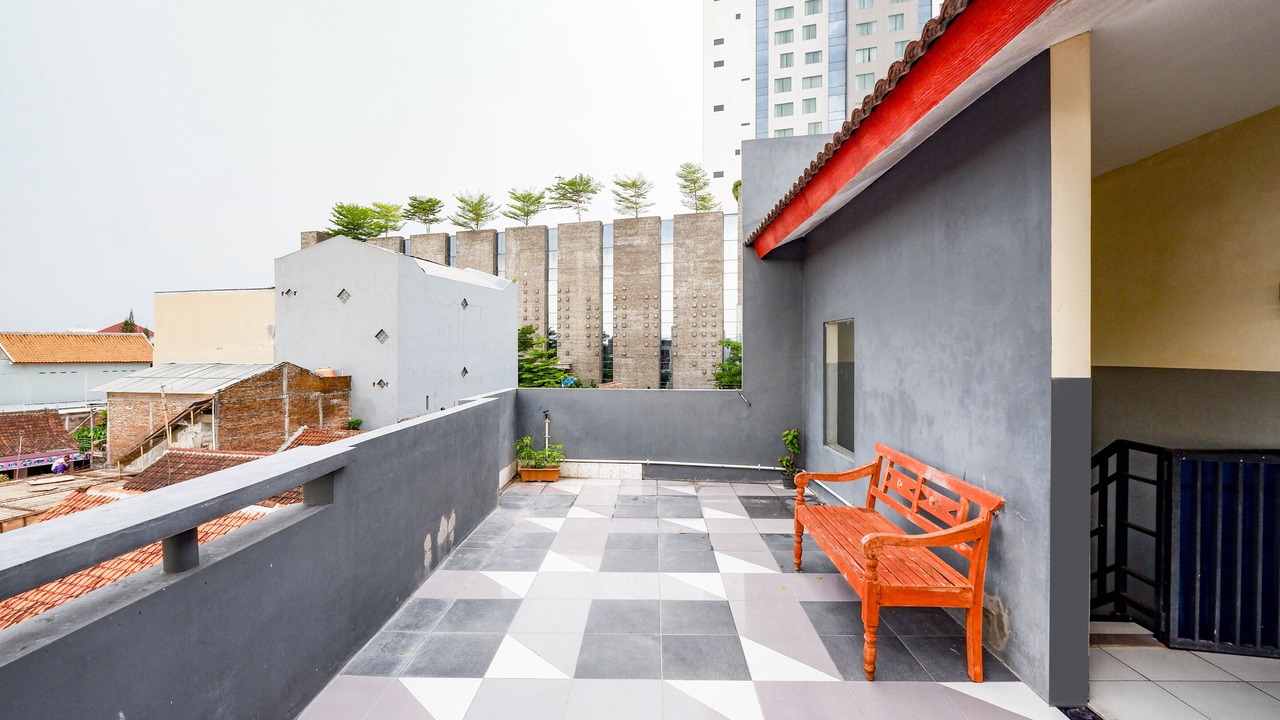 Photo of Patio Balcony in Laweyan