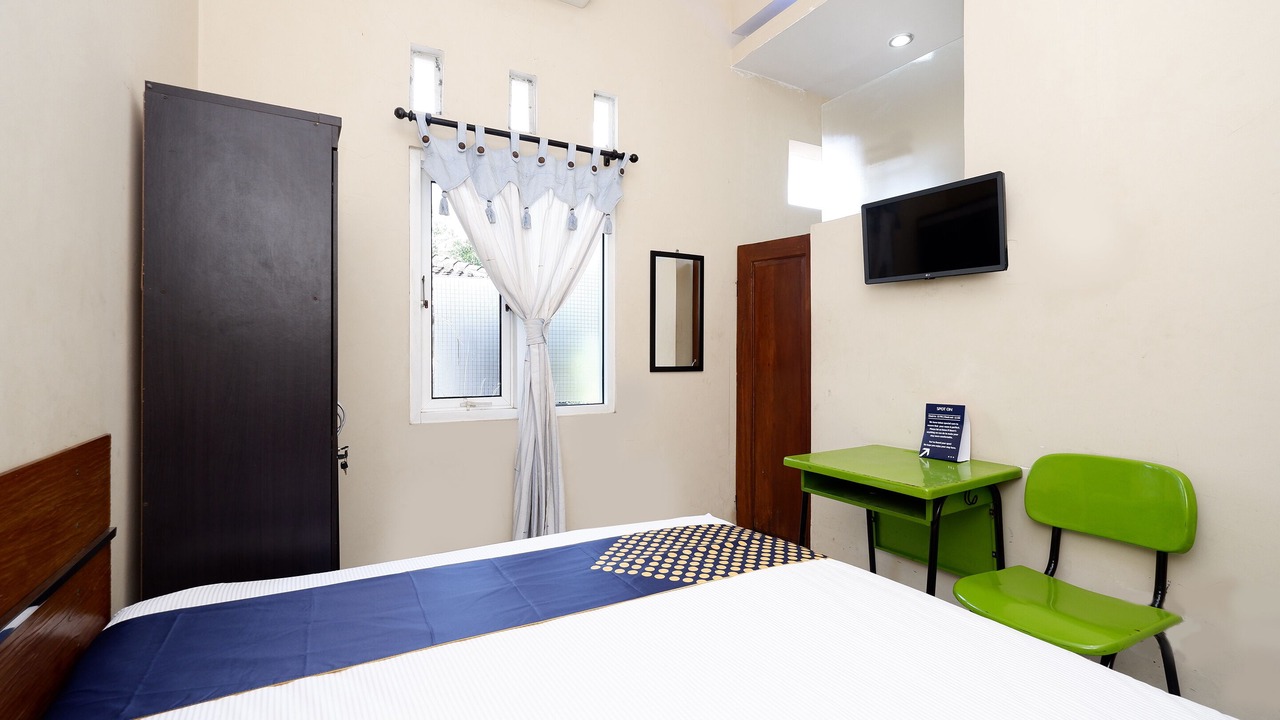 Photo of Bedroom in Laweyan