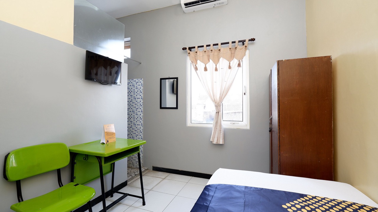Photo of Bedroom in Laweyan