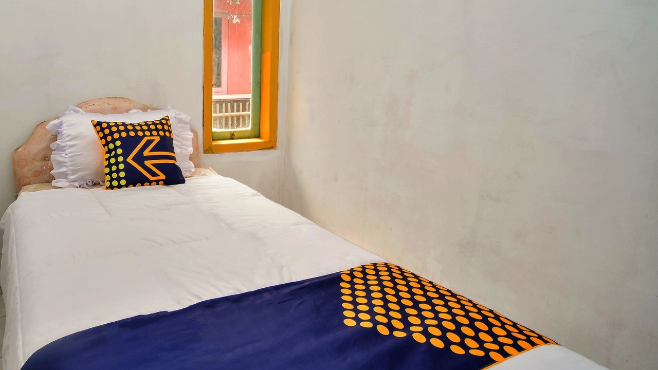 Photo of Bedroom in Banjar
