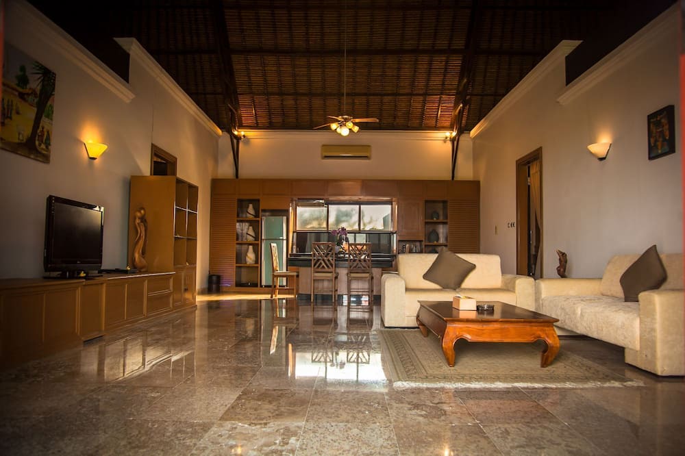 Photo of Livingroom in Kampial