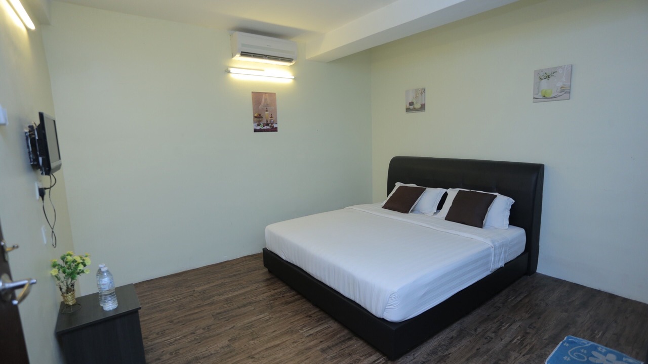 Photo of Bedroom in Kota Warisan