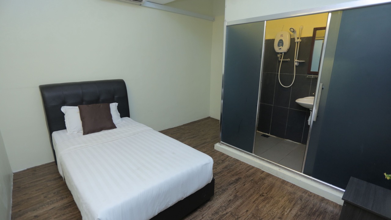 Photo of Bedroom in Kota Warisan
