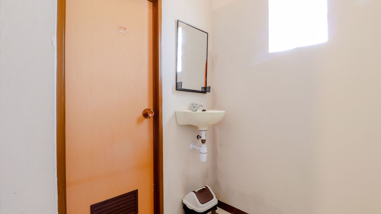 Photo of Bathroom in Sidomulyo