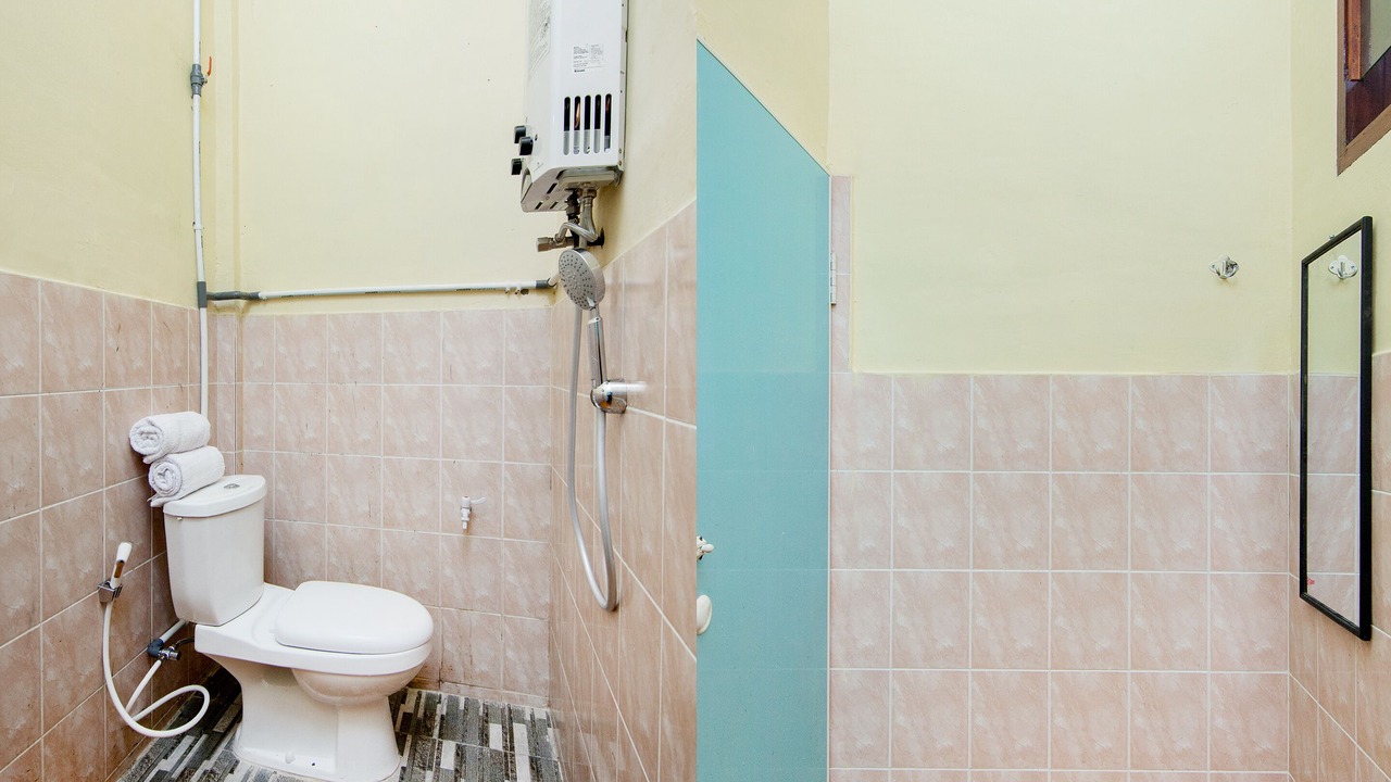 Photo of Bathroom in Kabanjahe