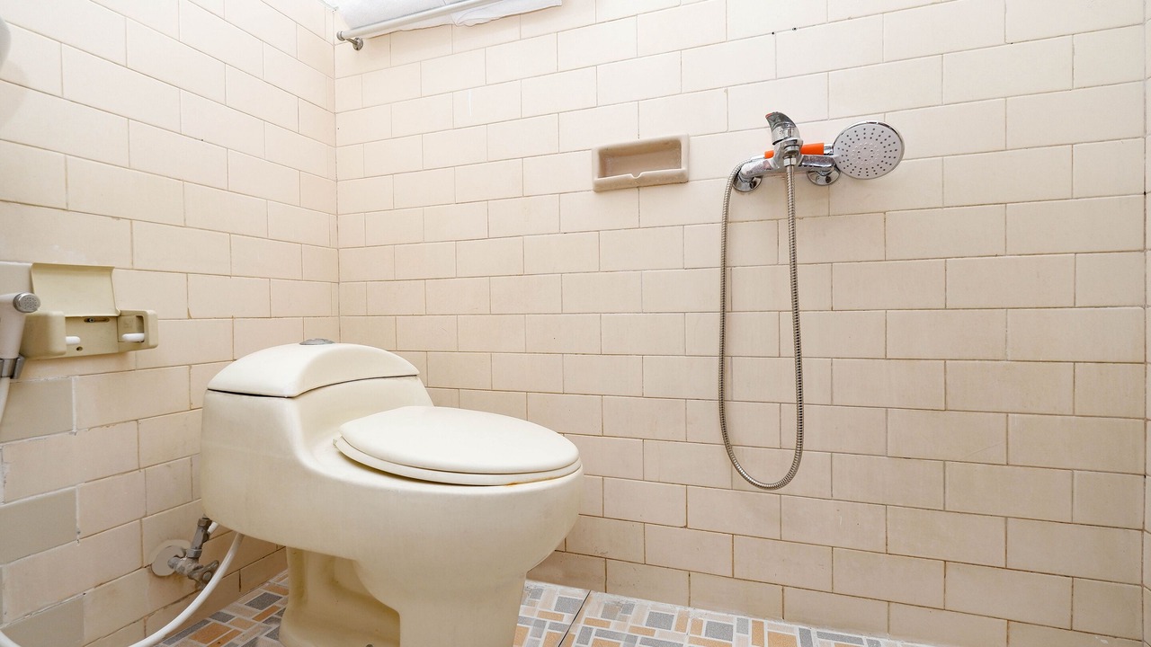 Photo of Bathroom in Laweyan