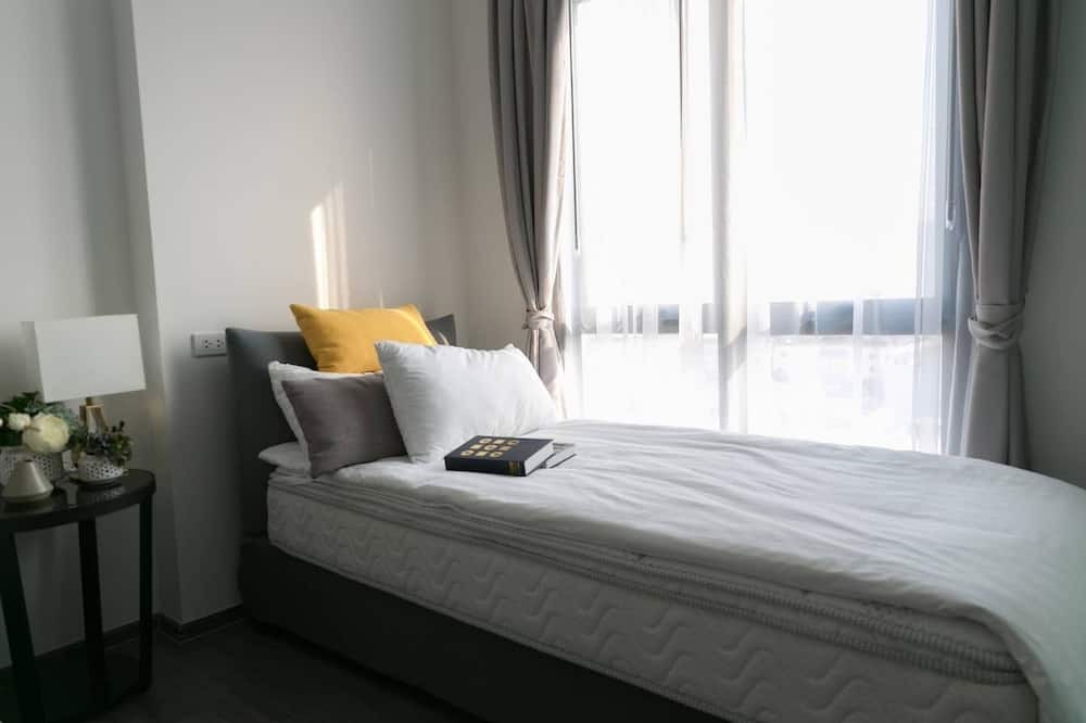 Photo of Bedroom in Bang Lamphu Lang
