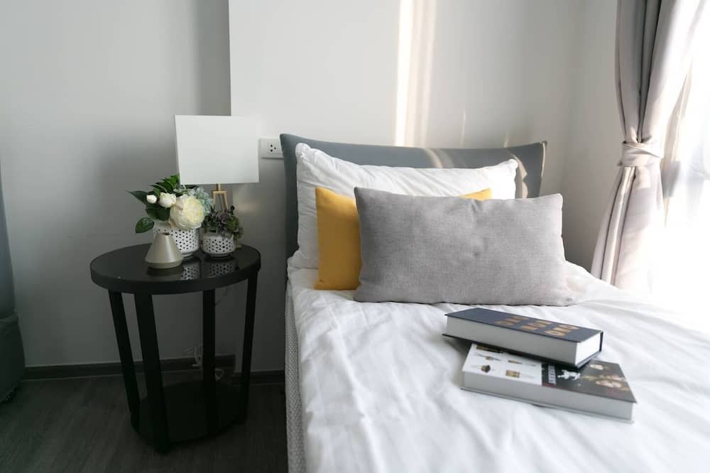 Photo of Bedroom in Bang Lamphu Lang