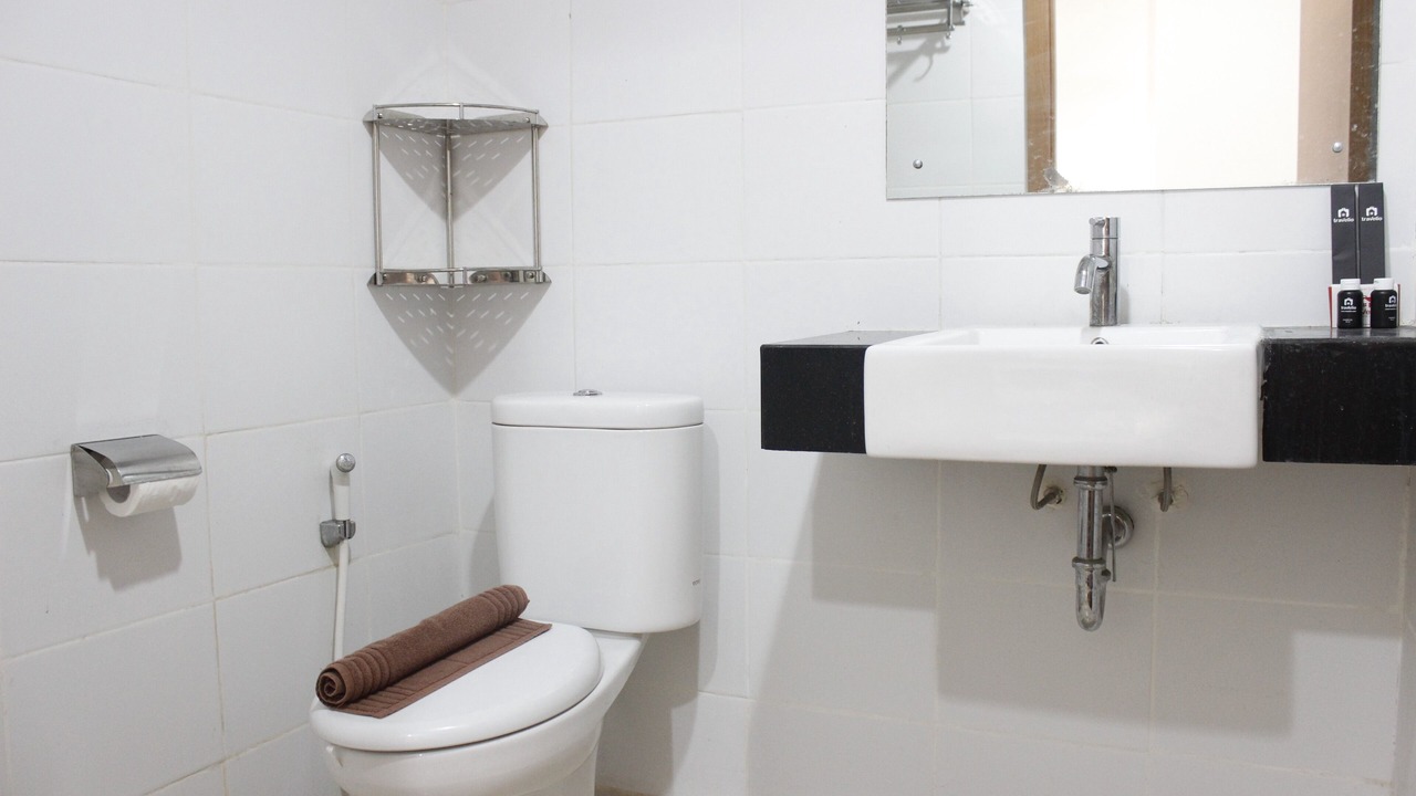 Photo of Bathroom in Hegarmanah