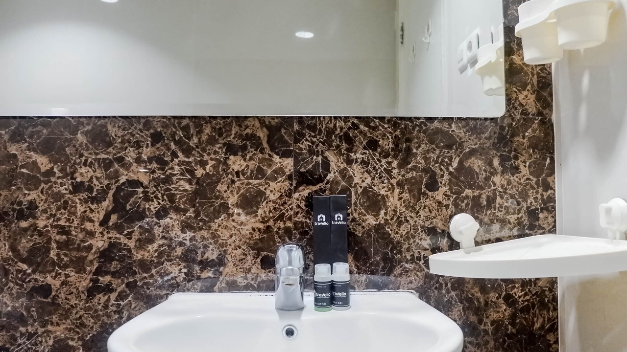 Photo of Bathroom in Suko Manunggal