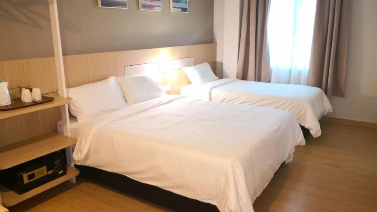 Photo of Bedroom in Kampung Air