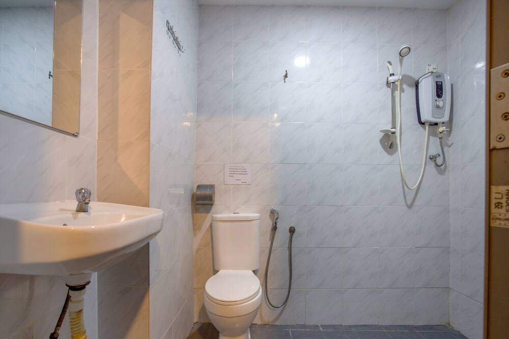 Photo of Bathroom in Banting
