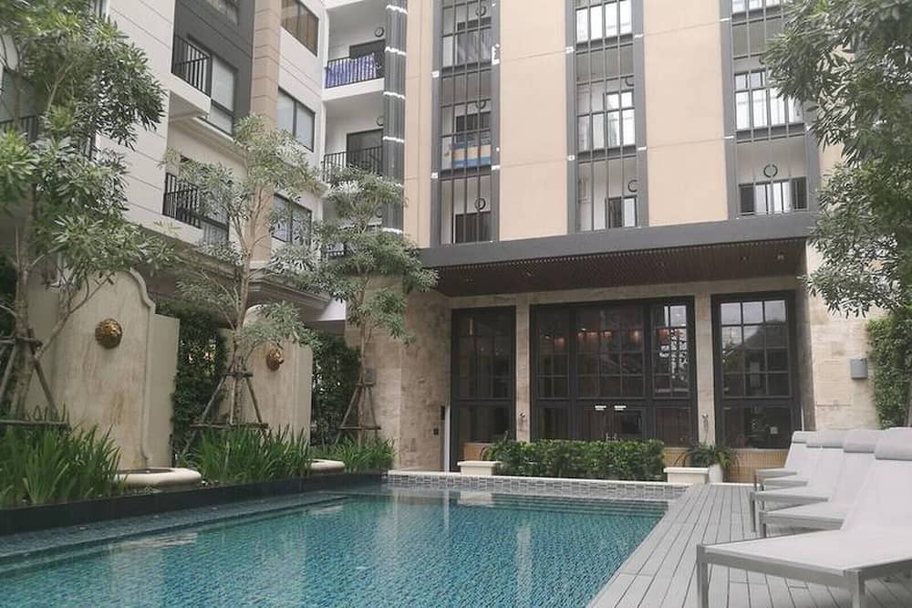Photo of Outdoor in Bangkok Central Business District