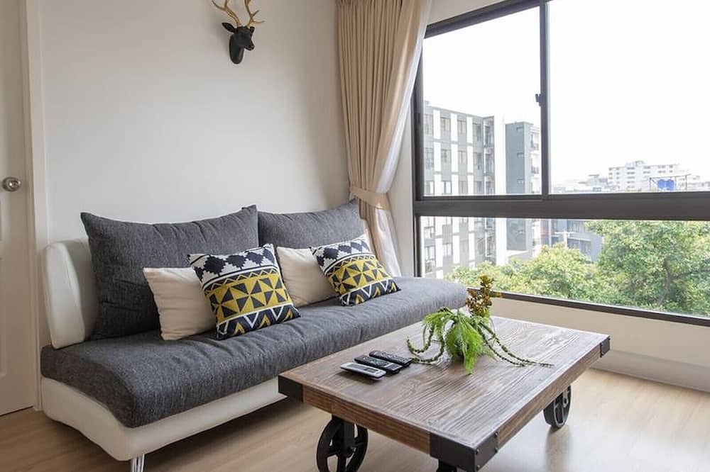 Photo of Livingroom in Bangkok Central Business District