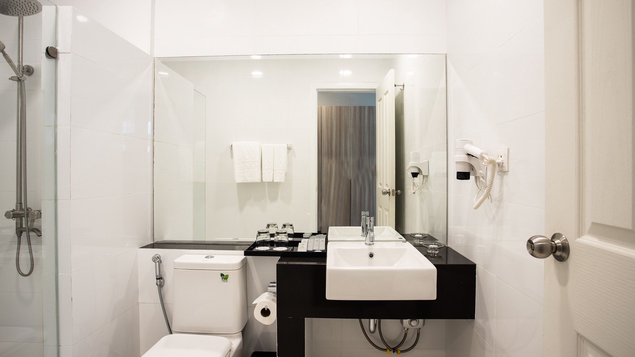 Photo of Bathroom in Tuol Kouk