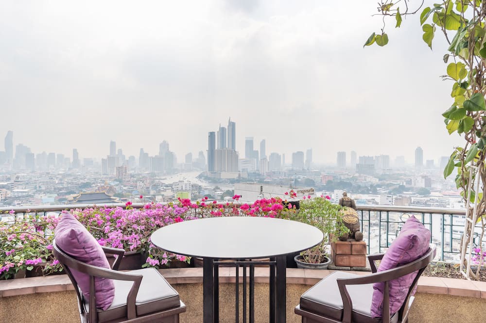 Photo of Patio Balcony in Chakkrawat