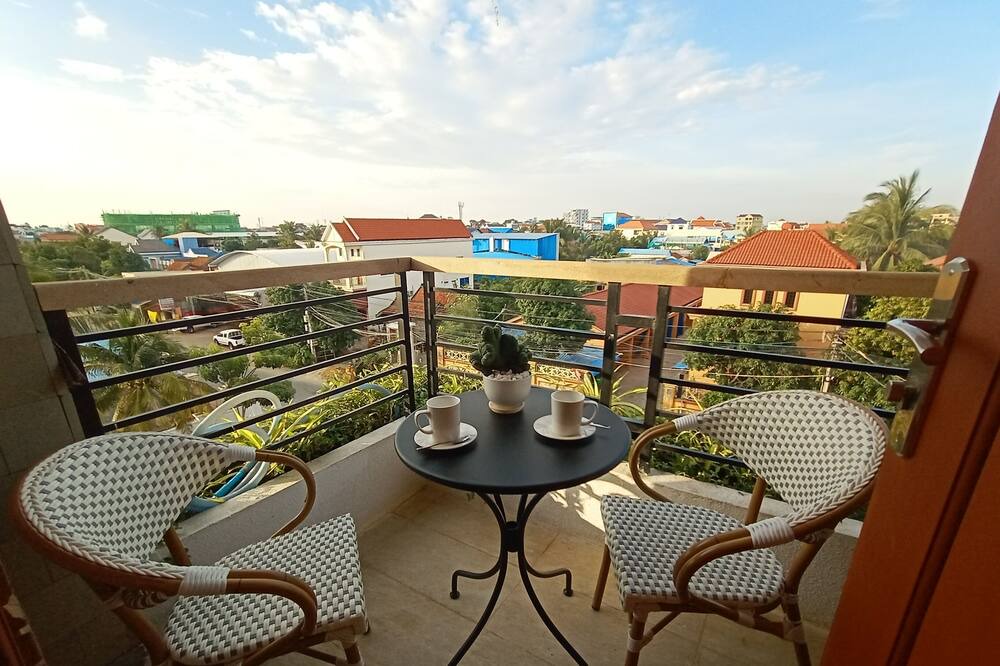Photo of Patio Balcony in Ta Khmau